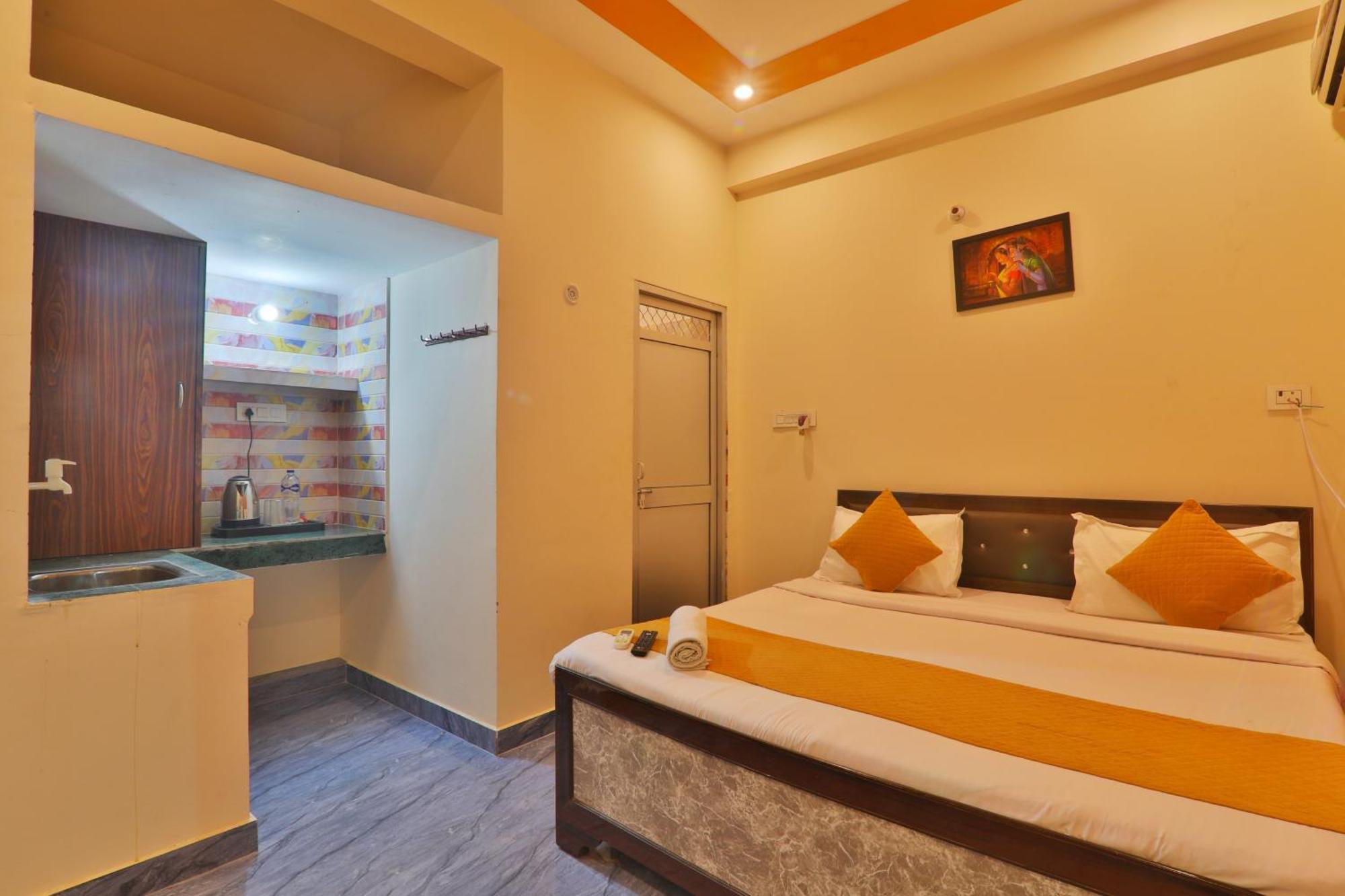 Hotel Ramayan Inn Free Pickup From Ayodhya Dham Junction Exteriér fotografie
